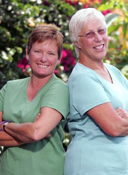  Kate Lewis and Pat Hendrickson (The Amazing Race 12)