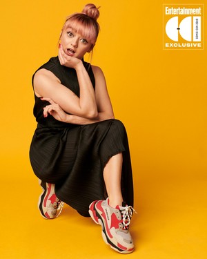  Maisie Williams ~ Entertainment Weekly Comic Con Portrait