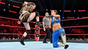  Raw 7/8/19 ~ Bayley vs Sarah Logan