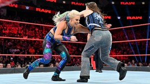  Raw 7/8/19 ~ Nikki पार करना, क्रॉस vs Dana Brooke