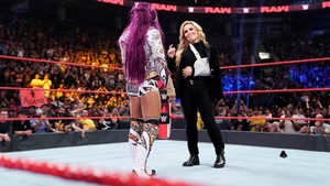  Raw 8/12/19 ~ Sasha Banks returns