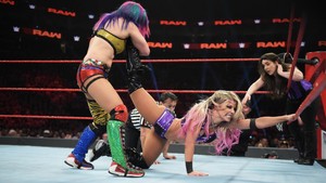  Raw 8/5/19 ~ Women's Tag Team tajuk Fatal 4-Way