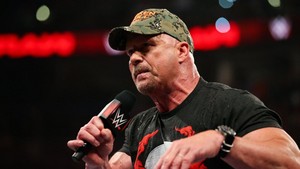  Raw Reunion 7/22/19 ~ Stone Cold Steve Austin closes the mostra