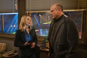  Veronica Mars — “Chino and the Man” – Episode 402 — Promotional mga litrato