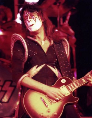  Ace ~Houston,Texas...November 9, 1975 (Sam Houston Coliseum)