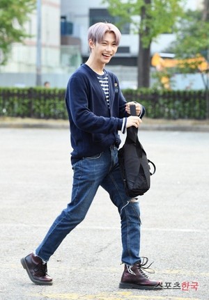 Arriving to KBS Music Bank