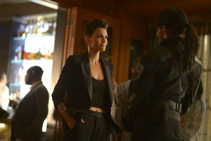  Batwoman - Episode 1.04 - Who Are You? - Promotional تصاویر