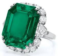  Bulgari Esmeralda And Diamond Ring