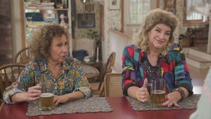  Cheers Cast on The Goldbergs - Rhea Perlman and Kirstie Alley