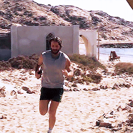  Chris Evans as Ari Levinson in The Red Sea Diving Resort (2019)