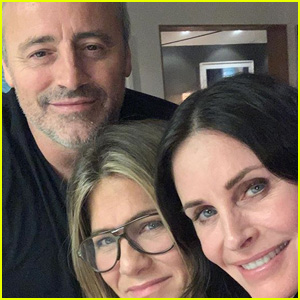  Courteney Cox, Jennifer Aniston and Matt LeBlanc Have a Mini-'Friends' Reunion!