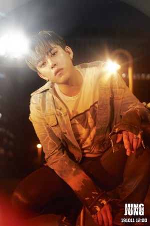 Daehyun teaser images for single 'Aight'