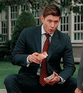  Dean “The Meat Man” Winchester 15.04 - Atomic Monsters 🤭