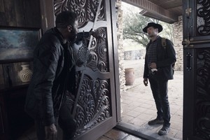  Garret Dillahunt as John Dorie in Fear the Walking Dead