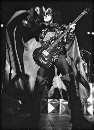  Gene ~Copenhagen, Denmark ~October 11, 1980﻿ (Unmasked Tour)