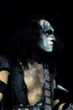  Gene ~Houston,Texas...November 9, 1975 (Sam Houston Coliseum)