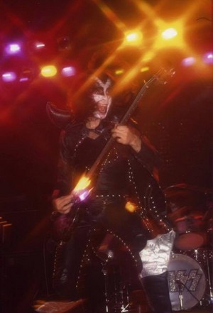  Gene ~St Louis, Missouri...November 7, 1974 (Hotter Than Hell Tour)