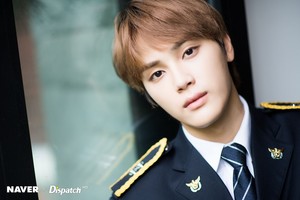  Juhaknyeon "Right Here" promotion photoshoot द्वारा Naver x Dispatch