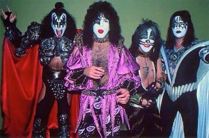  吻乐队（Kiss） ~Anaheim, California...November 6, 1979