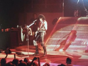  ciuman ~Bethlehem, Pennsylvania...November 15, 1984 (Animalize World Tour)