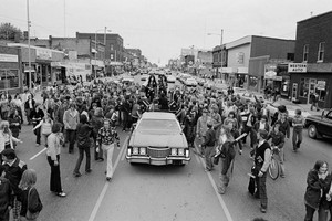  চুম্বন ~Cadillac, Michigan…October 9-10,1975 (Cadillac High School-homecoming)