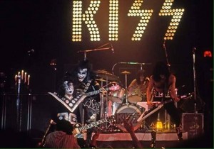KISS ~Detroit, Michigan...September 28, 1974 (Michigan Palace)