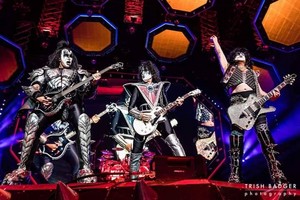  吻乐队（Kiss） ~Houston, Texas...September 9, 2019 (Toyota Center)