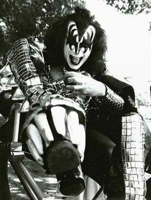  吻乐队（Kiss） Meets the Phantom Of the Park ~Valencia, California...May 11-15, 1978 (Mountain Amusement Park)