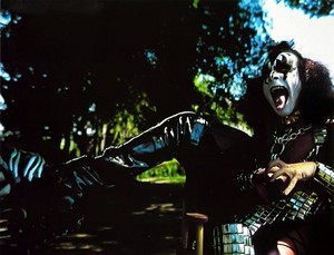  চুম্বন Meets the Phantom Of the Park ~Valencia, California...May 11-15, 1978 (Mountain Amusement Park)