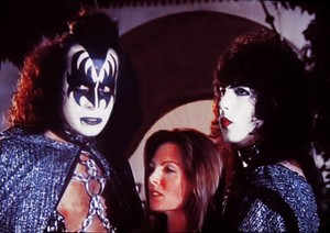  किस Meets the Phantom Of the Park ~Valencia, California...May 11-15, 1978 (Mountain Amusement Park)