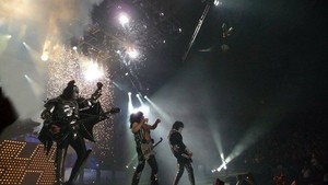 Kiss (NYC) October 10, 2009 (Madison Square Garden-Sonic Boom Tour)