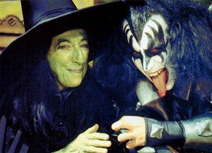  Kiss ~Paul Lynde Хэллоуин Special…Hollywood, California ~October 29, 1976