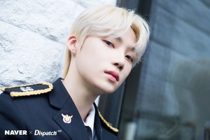  New "Right Here" promotion photoshoot によって Naver x Dispatch