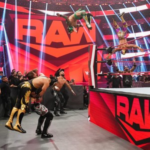  Raw 10/7/19 ~ Lucha House Party vs The OC
