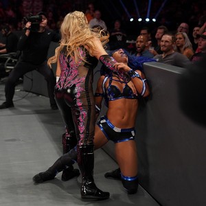 Raw 8/26/19 ~ Sasha Banks vs Natalya