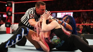  Raw 9/23/19 ~ Nikki پار, صلیب vs Sasha Banks