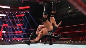  Raw 9/30/19 ~ Rusev vs Seth Rollins