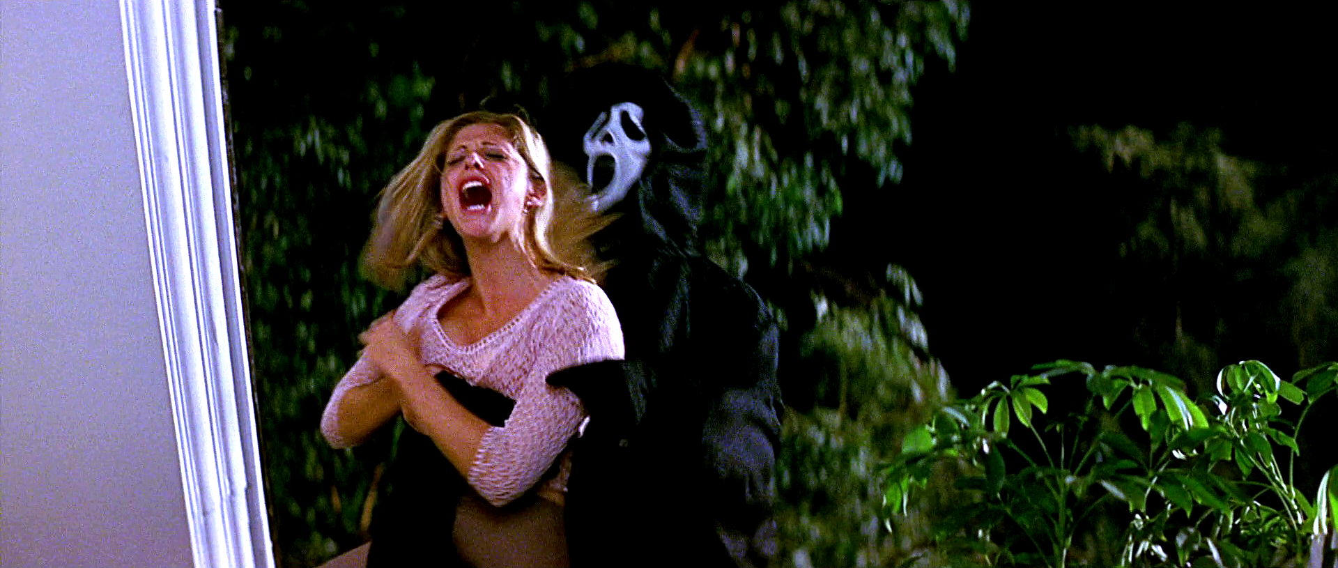 Sarah Michelle Gellar in Scream 2