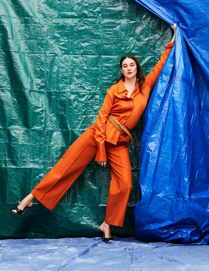  Shailene Woodley - S Magazine Photoshoot - 2019