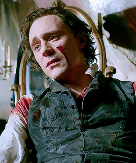  Tom as Sir Thomas Sharpe in Crimson Peak (2016)