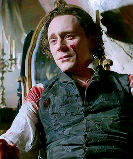  Tom as Sir Thomas Sharpe in Crimson Peak (2016)