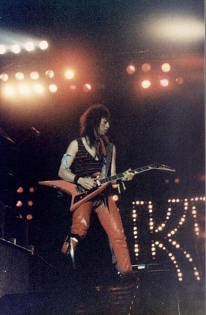  Vinnie ~Toulouse, France...October 18, 1983 (Lick it Up World Tour)
