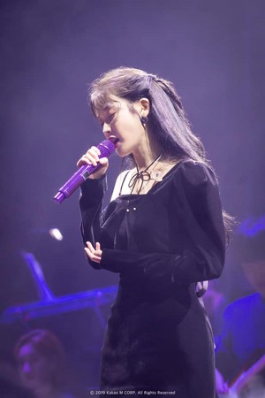 [OFFICIAL PHOTO] ‪2019 IU Tour Concert‬ <Love, poem> in Taipei ‬