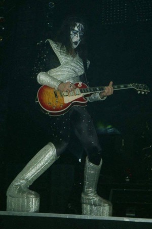  Ace ~Brussels, Belgium...December 1, 1996 (Alive Worldwide Tour)