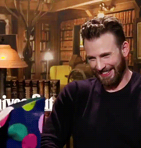  Chris Evans - Knives Out - Interview - new navidad sweater