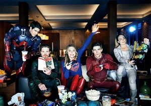  Grant Gustin and Superfriends!!