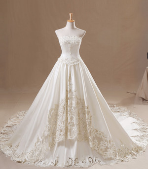  Wedding gaun