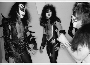  kiss ~Los Angeles, California...May 30, 1975 and June 9, 1975 (White Room Session)