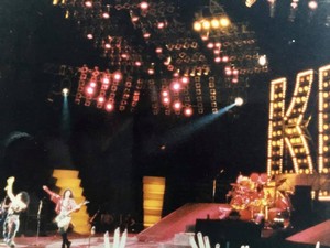  吻乐队（Kiss） ~Rockford, Illinois...January 22, 1986 (Asylum Tour)
