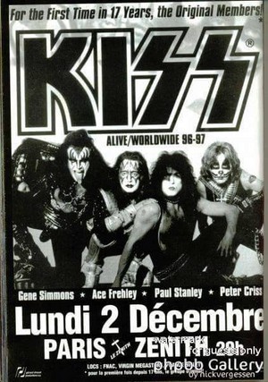  ciuman ~Zénith, Paris, France...December 2, 1996 (Alive Worldwide/Reunion Tour)